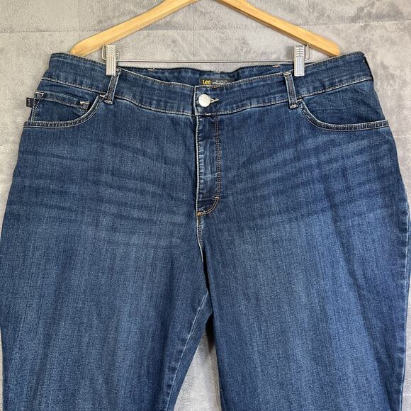 Lee Jeans Women's 22W Blue Relaxed Fit Straight Leg High Rise Stretch Denim - Picture 3 of 12